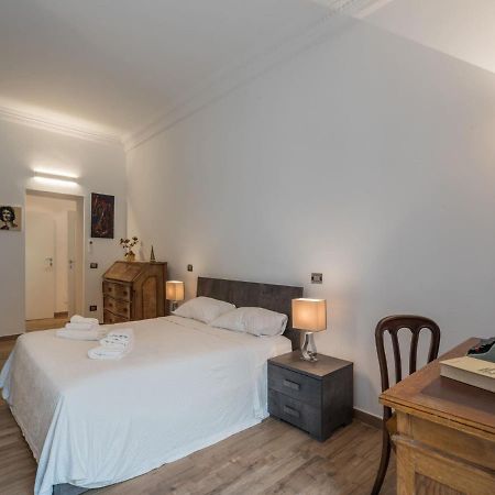 The Best Rent - Elegant Three-Bedroom Apartment A Few Steps From Fontana Di Trevi Exteriör bild