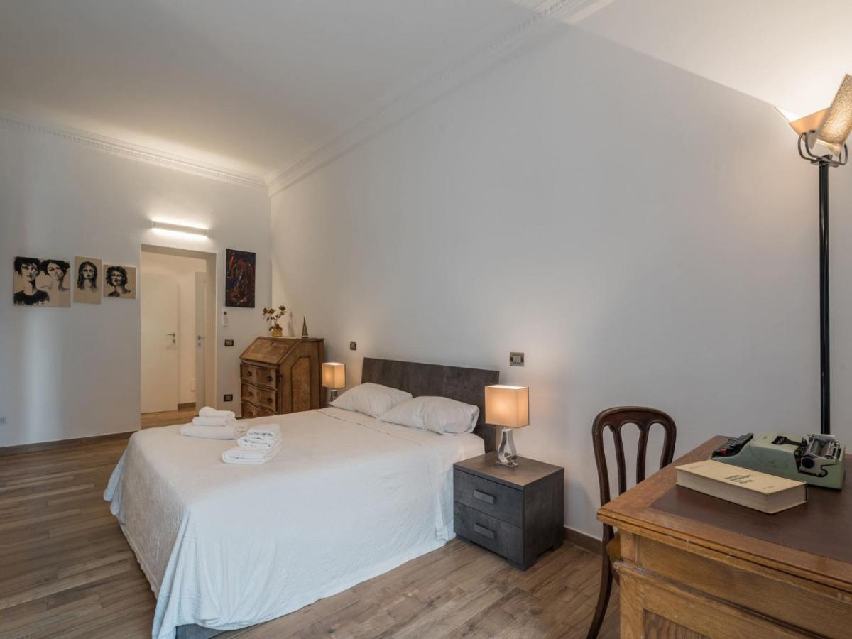 The Best Rent - Elegant Three-Bedroom Apartment A Few Steps From Fontana Di Trevi Exteriör bild