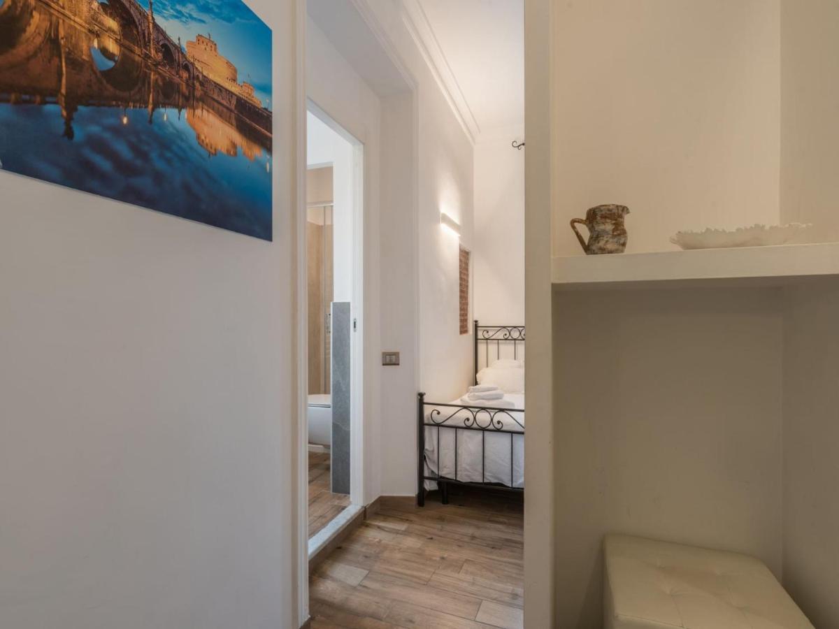 The Best Rent - Elegant Three-Bedroom Apartment A Few Steps From Fontana Di Trevi Exteriör bild